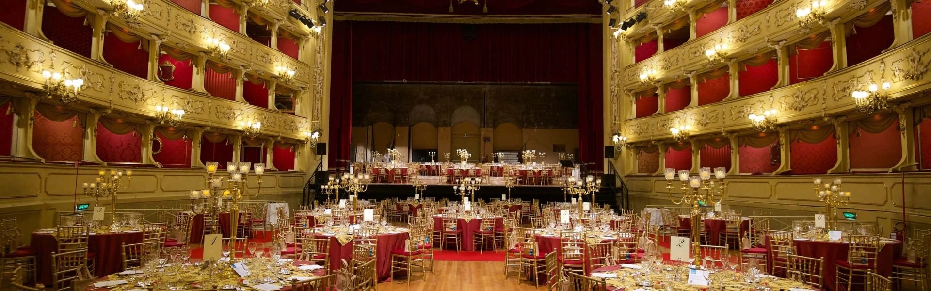 <p>L’annuale Charity Dinner <span style="color: rgb(73, 80, 87);">della delegazione di Como</span> di Fondazione Umberto Veronesi rappresenta uno tra gli eventi istituzionali più importanti dell’anno e un momento d’incontro con le aziende e i sostenitori che hanno scelto di credere nei valori che ispirano la Fondazione.</p><p>I fondi raccolti in occasione di questa serata saranno destinati alla ricerca scientifica sui tumori pediatrici e, in particolare, contribuiranno al finanziamento di PALM Research Project® (Pediatric Acute Leukemia of Myeloid origin), ossia una rete internazionale di istituti specializzati in campo oncoematologico che mira allo sviluppo di nuove metodiche diagnostiche per la leucemia mieloide acuta che colpisce i bambini. </p><p>Ogni anno nel mondo si ammalano di cancro circa 250 mila bambini. In Italia le nuove diagnosi di tumore sono più di 1400 nei bambini fino a 14 anni e 800 negli adolescenti tra i 15 e i 19 anni. Negli ultimi quarant’anni la ricerca ha permesso di aumentare sensibilmente le guarigioni, arrivando anche al 90% per alcune forme di leucemia. Si è fatto molto, ma non abbastanza. Per questo Fondazione Veronesi si impegna a sostenere la ricerca scientifica e le migliori cure per i bambini e ragazzi malati di tumore, per migliorare l’aspettativa e la qualità di vita di questi piccoli pazienti.</p>