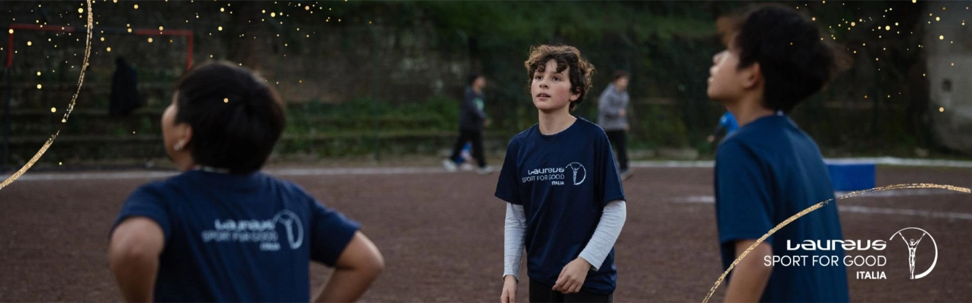 <p><strong>FONDAZIONE LAUREUS SPORT FOR GOOD</strong> è un movimento internazionale che utilizza il potere dello sport per porre fine alle violenze, alle discriminazioni e alle diseguaglianze tra i bambini, i giovani, le comunità. Nasce su ispirazione di <strong>Nelson Mandela</strong> , il quale pronunciò, in occasione dell’inaugurazione dei Laureus Sports Awards, la celebre frase “<strong>Sport has the power to change the World</strong>” . <strong>In Italia</strong>, interveniamo nelle periferie delle principali città italiane per garantire lo sport a bambini, bambine e adolescenti che non hanno la possibilità di praticarlo per ragioni socio-economiche.</p><p><em>Tutti i fondi raccolti andranno a sostegno del progetto </em><a href="https://laureus.it/progetti/sport-for-good-fondazione-laureus/" rel="noopener noreferrer" target="_blank" data-cmp-ab="2"><em>SPORT FOR GOOD</em></a><em> che in Italia permette a tanti bambini e ragazzi, provenienti da contesti vulnerabili, di poter migliorare la propria vita attraverso lo sport.</em></p>